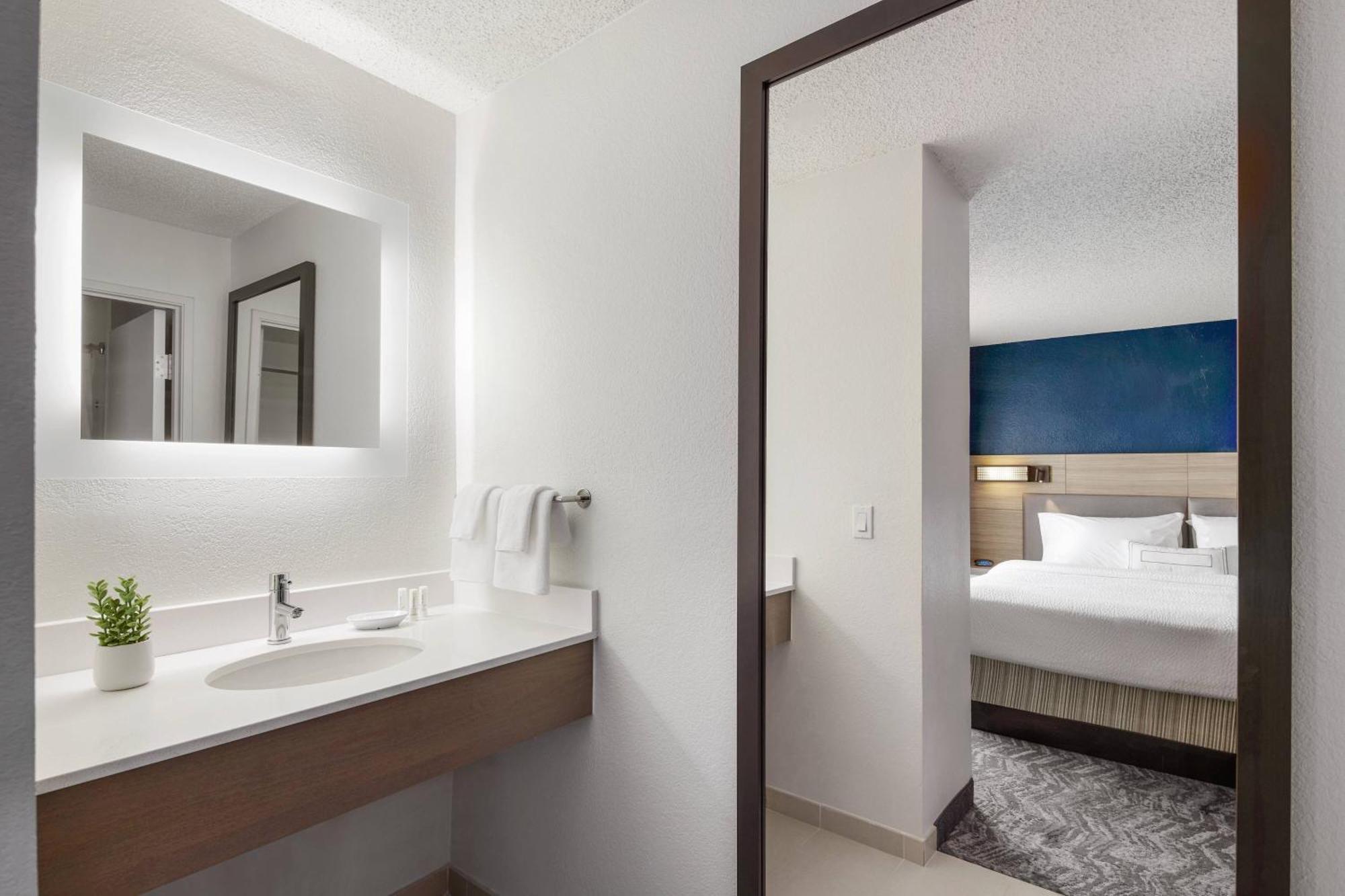 Springhill Suites Tempe At Arizona Mills Mall Екстериор снимка