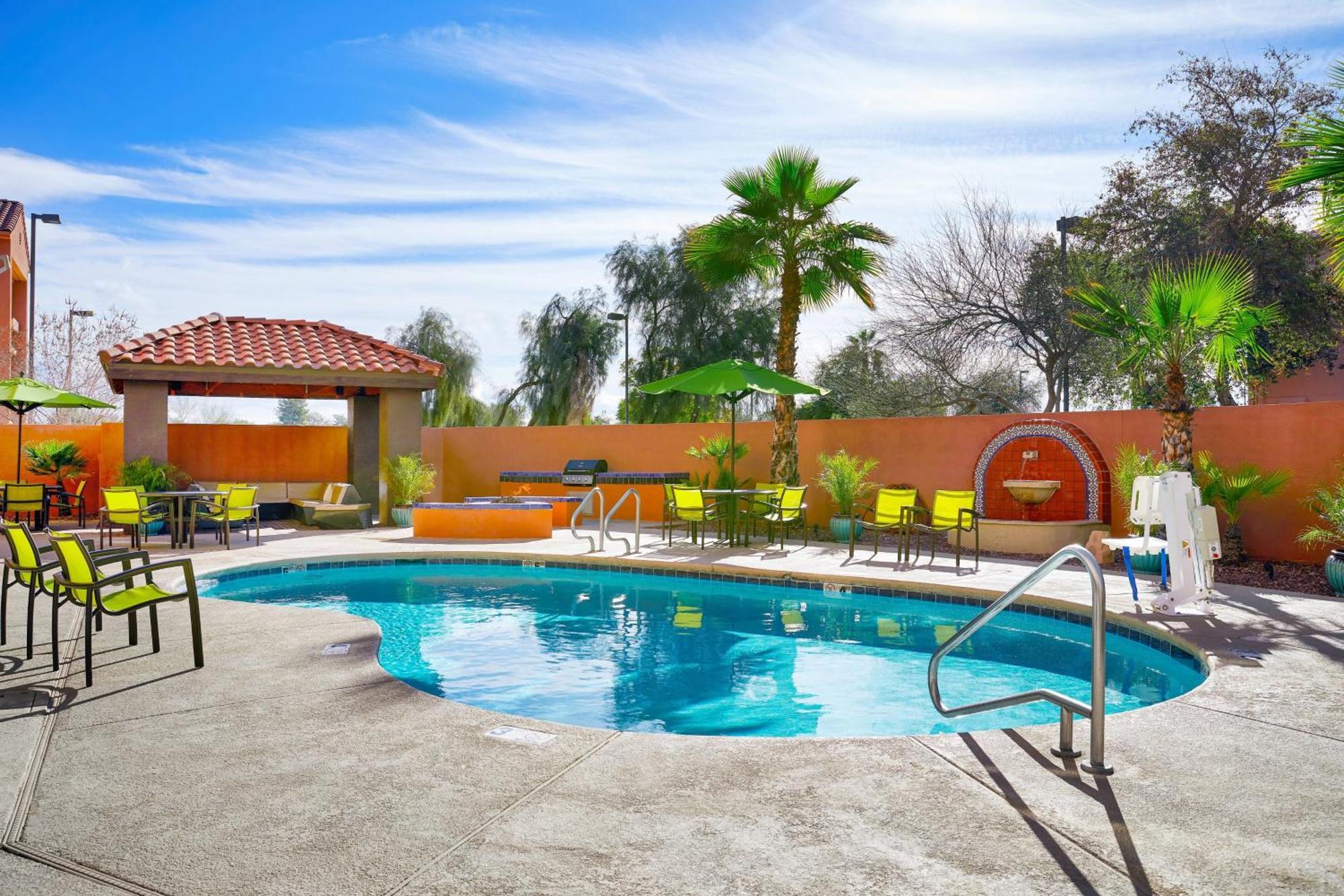 Springhill Suites Tempe At Arizona Mills Mall Екстериор снимка
